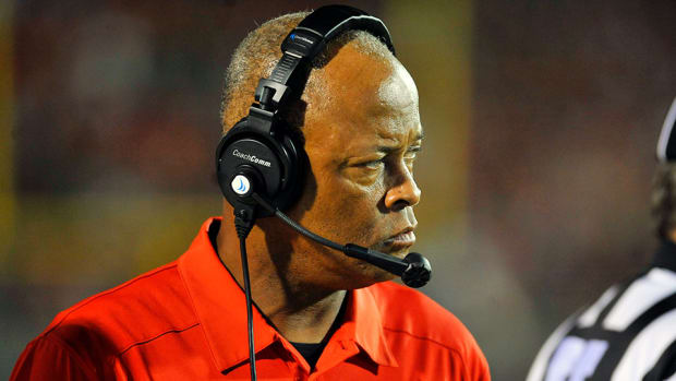 tony-samuel-unlv-defensive-line-coach-georgia-state.jpg